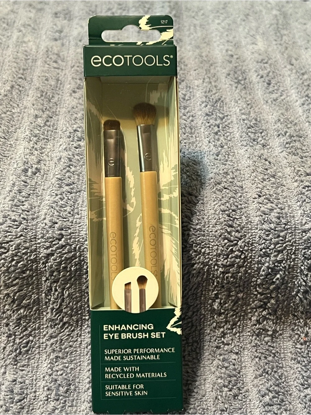 Bundle Of Ecotools Makeup Brushes.